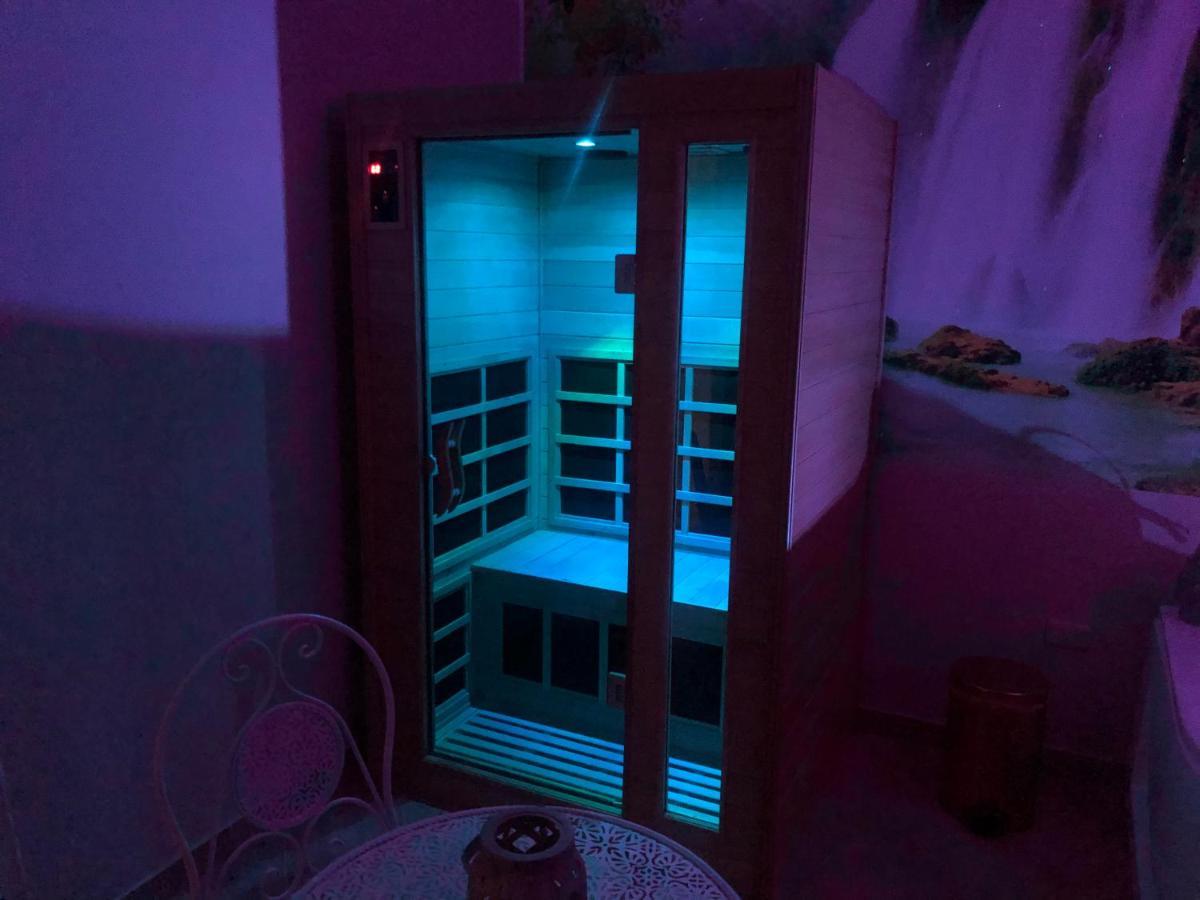 Couette-café Avec 3 chambre 2*